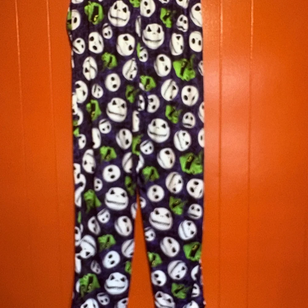 2 The Nightmare Before Christmas Pajama Bottoms PJ Disney Lounge Pants - Picture 8 of 9